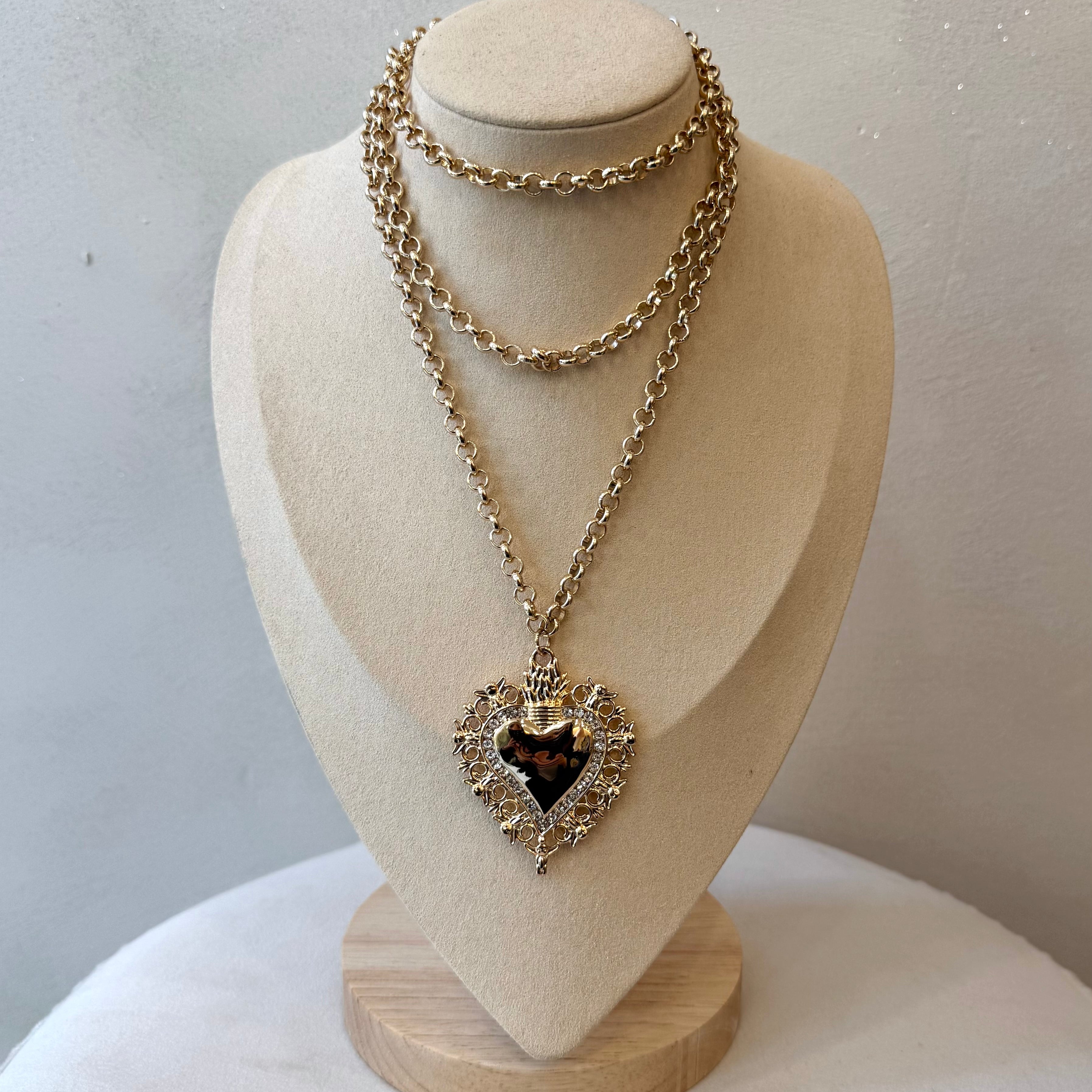 Collana “Sacro Cuore”