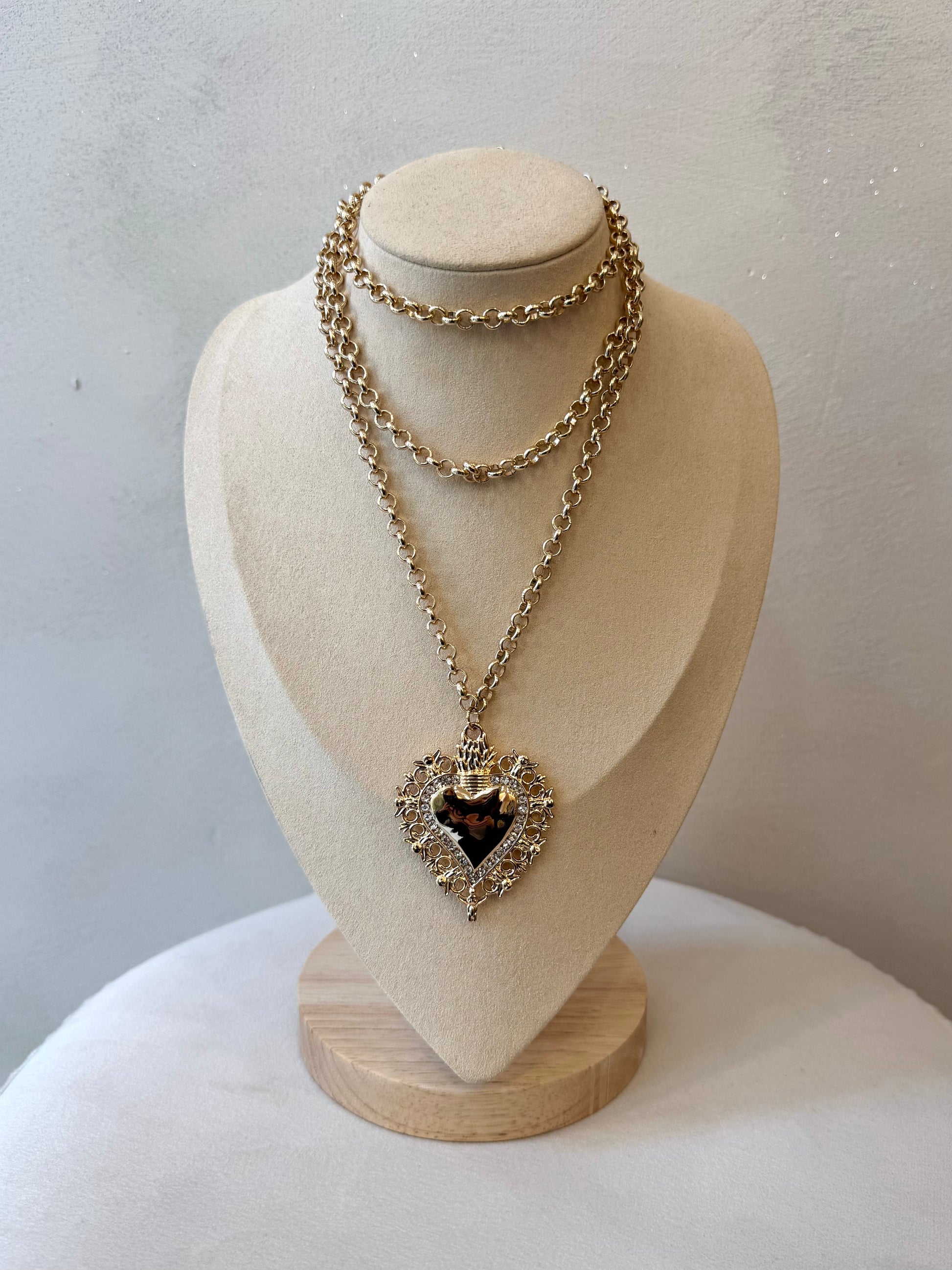 Collana “Sacro Cuore”