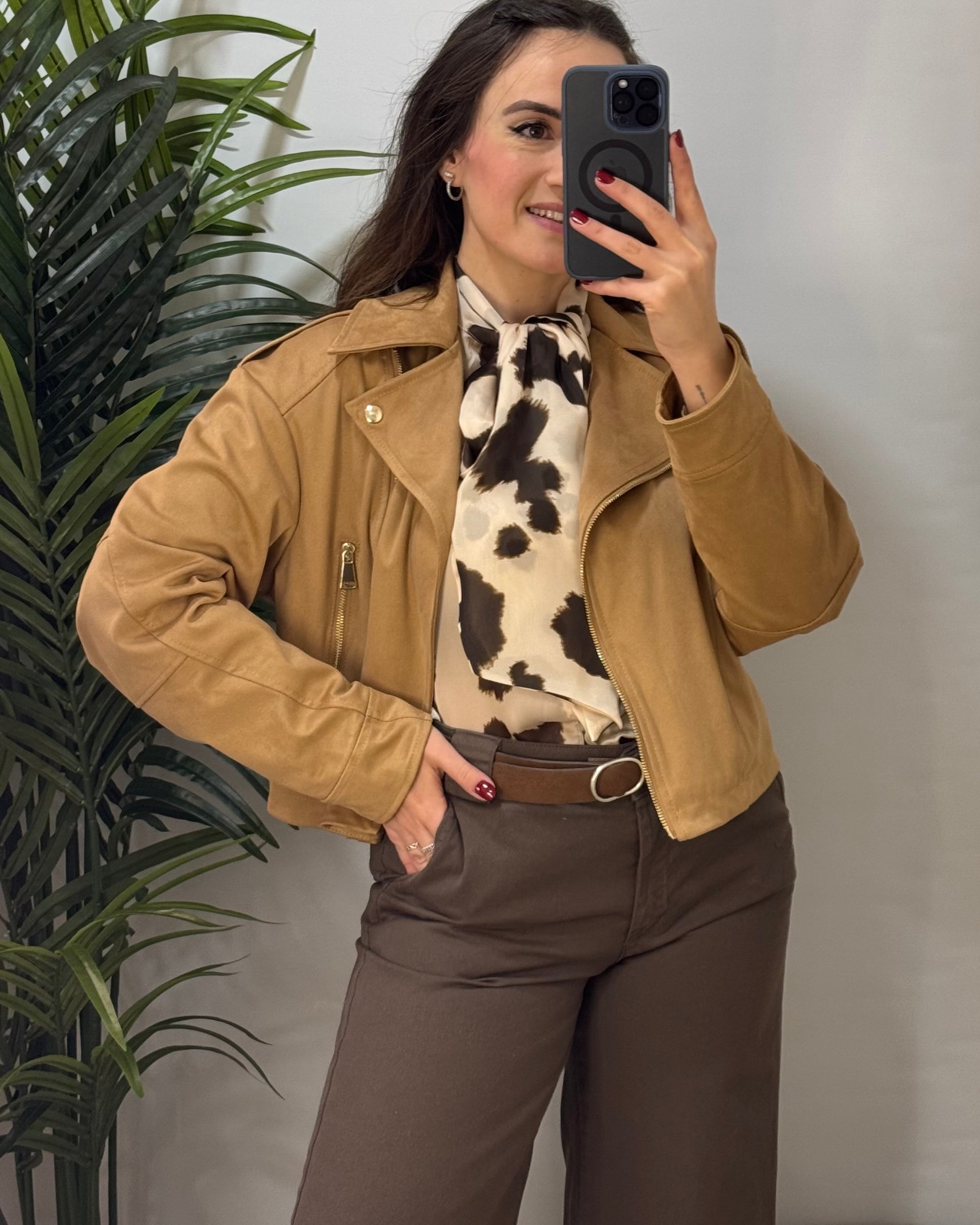 Giubbotto chiodo in suede Deserto
